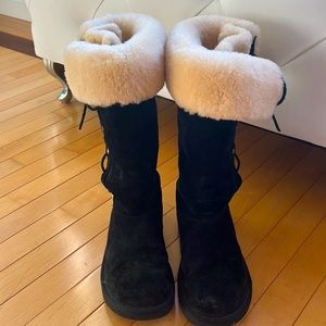 UGG side lace boots